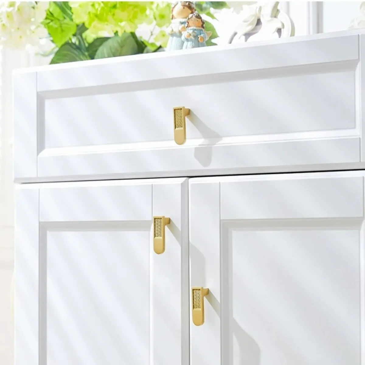 Aniva Knob & Pull Bar