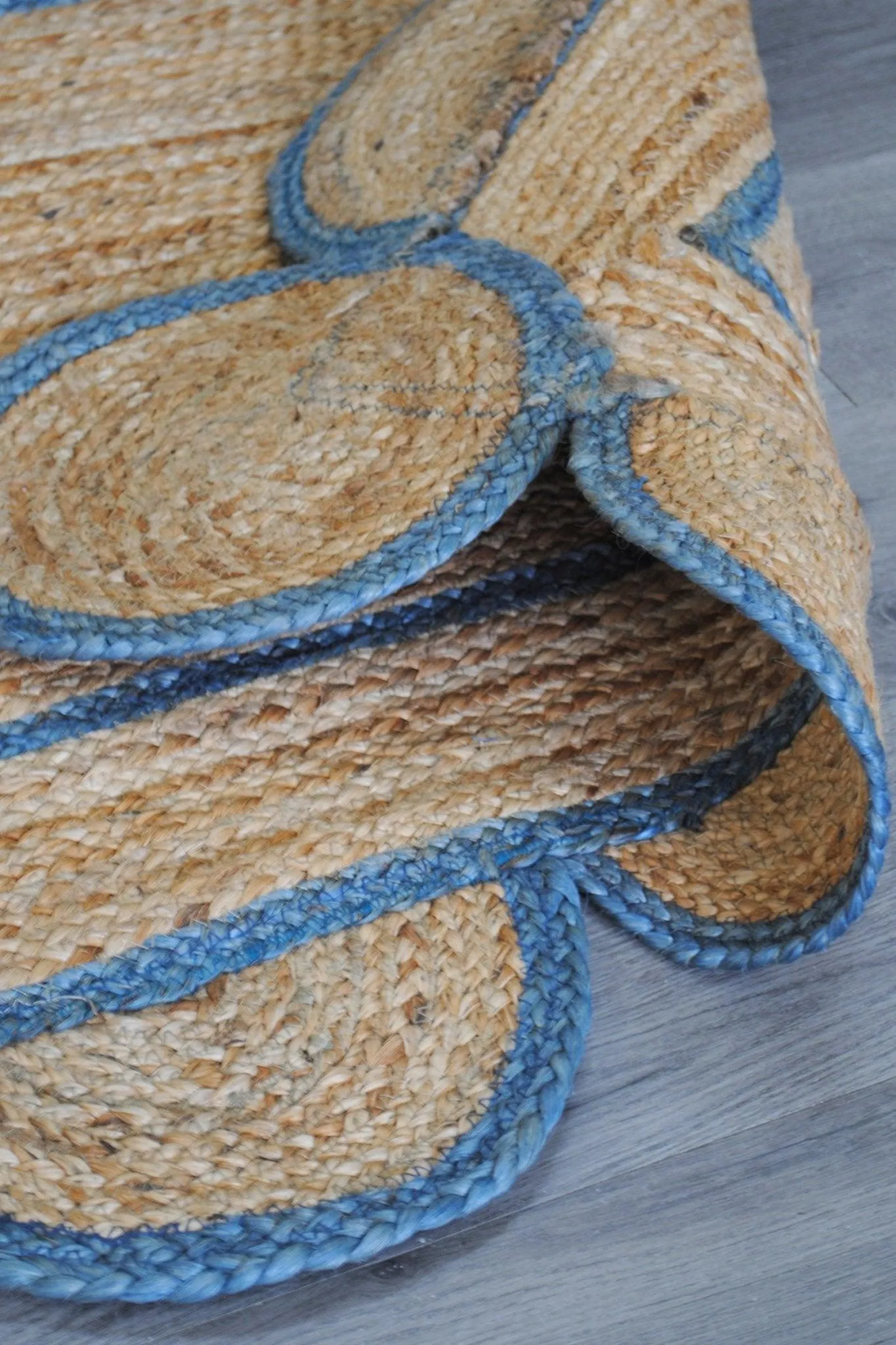 ARENE - JUTE BRAIDED  RUG