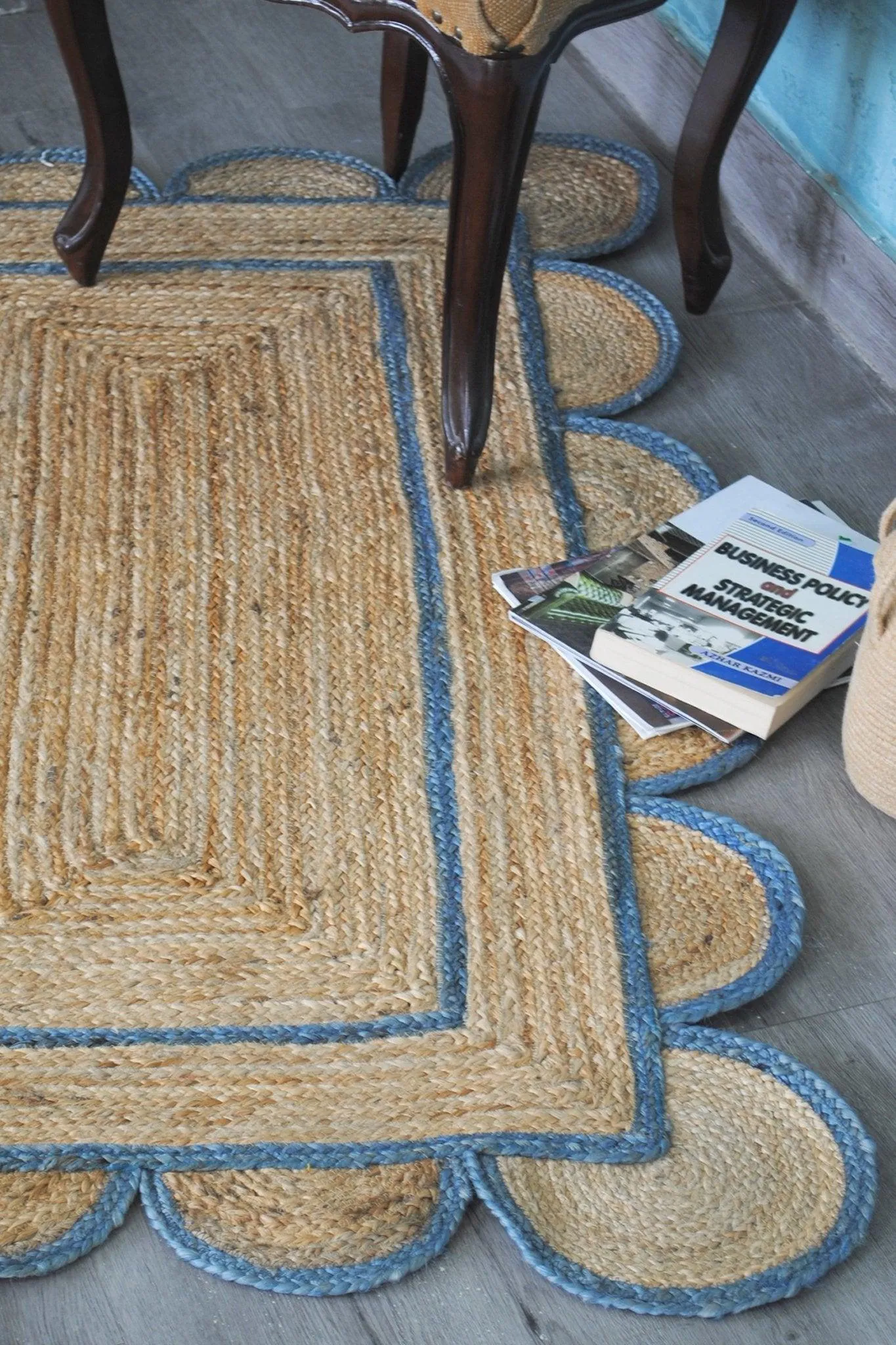 ARENE - JUTE BRAIDED  RUG