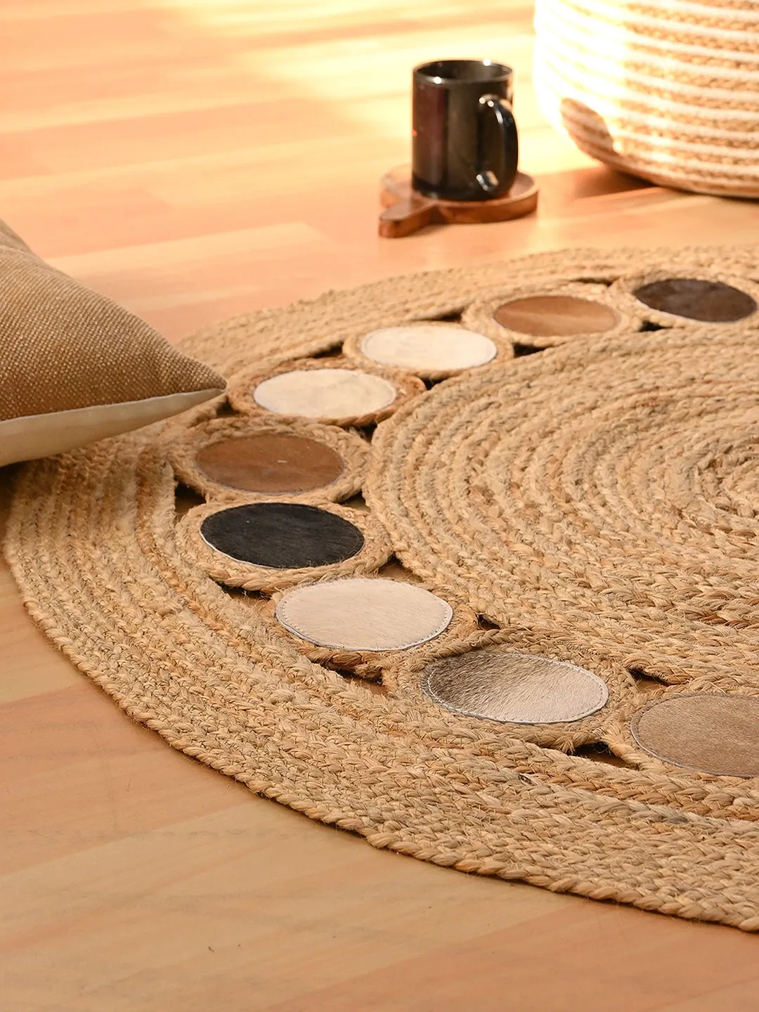 CONKLIN- ROUND JUTE BEIGE BROWN RUG