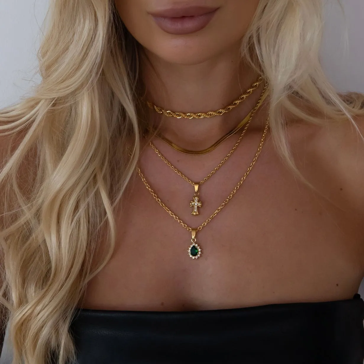 Maeva Necklace