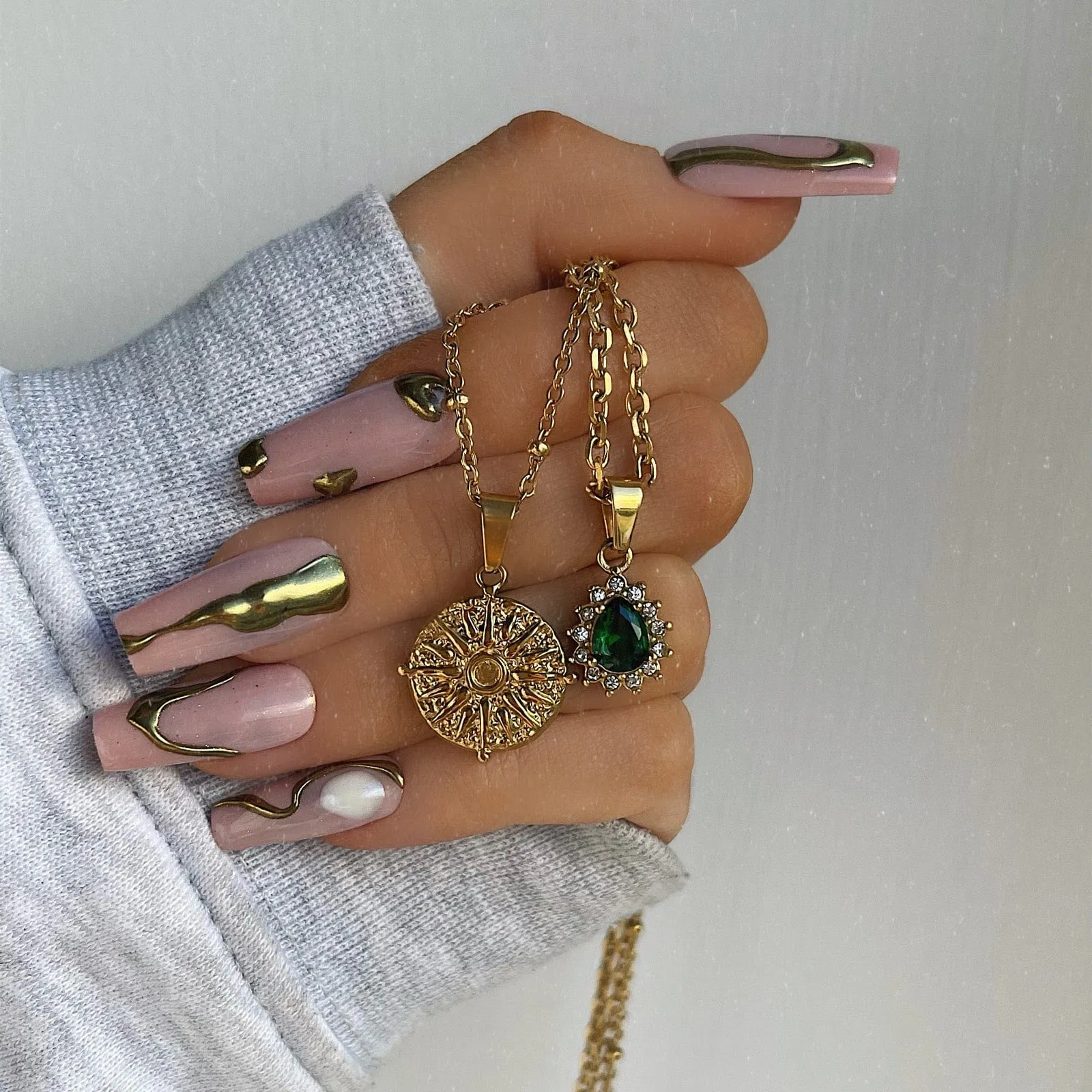 Maeva Necklace