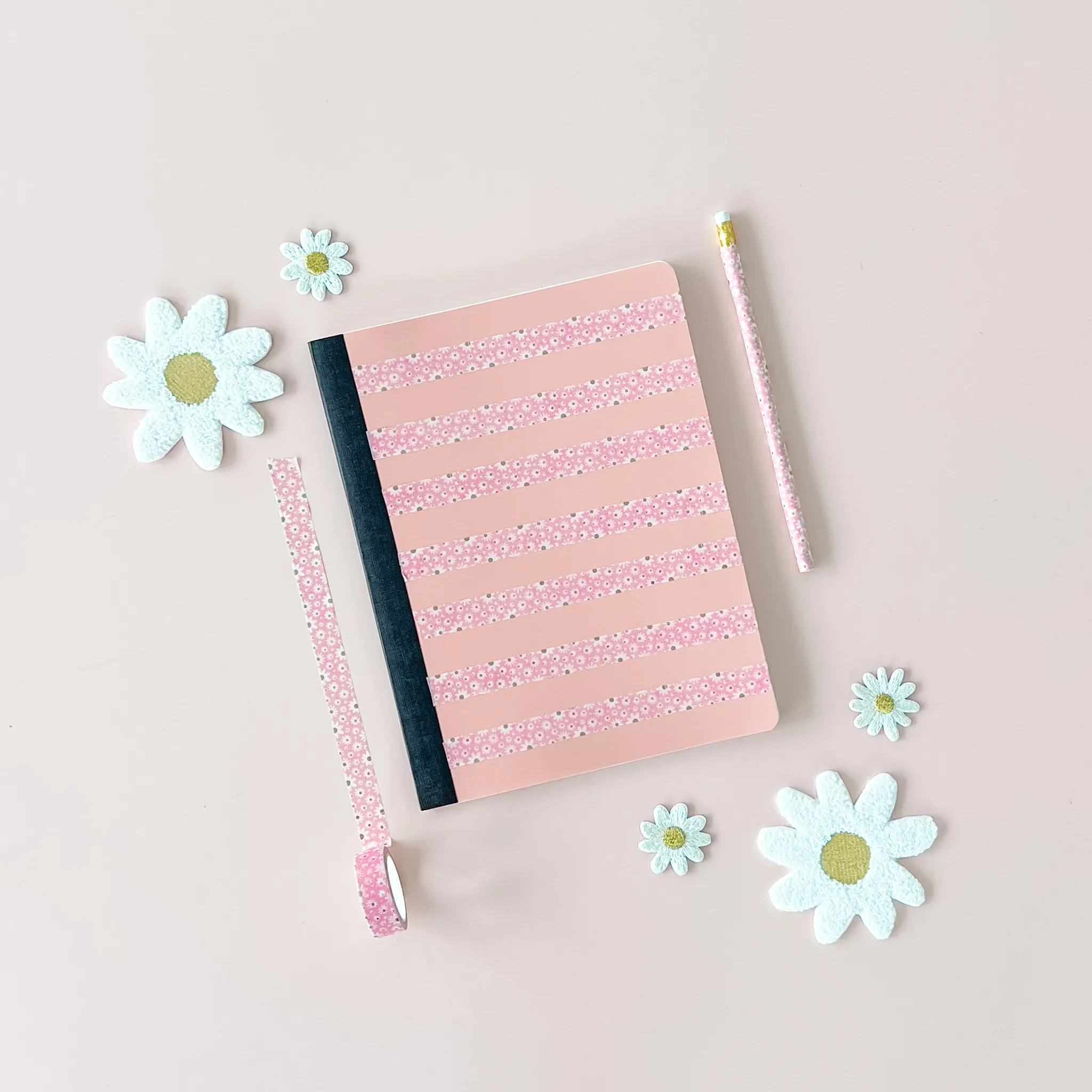 Peace & Love Daisy Patch Set