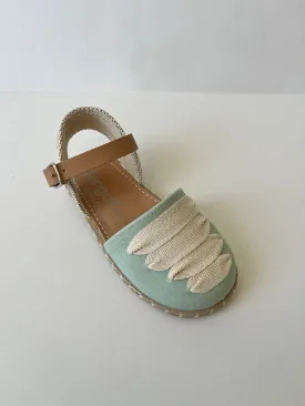 Pistachio laces alpargatas