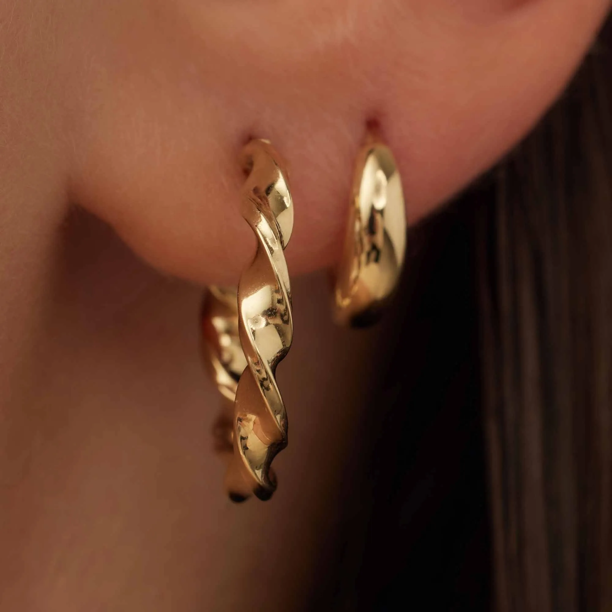 Odette Rivoli 14-Karat Twisted Gold Hoop Earrings
